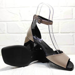 Модные босоножки квадратный носок женские Derem 602-464-7674 Beige Black.