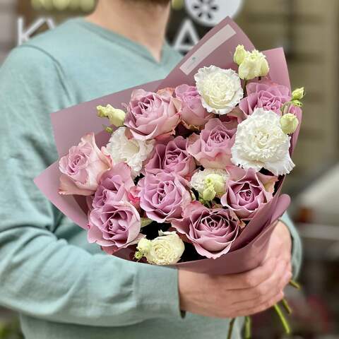 Purple bouquet of roses and eustomas «Lavender wave», Flowers: Rose, Eustoma