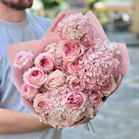 Bouquet «Pink cloud», Flowers: Pion-shaped rose, Hydrangea