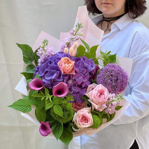 Bouquet «Berry melody», Flowers: Hydrangea, Zantedeschia, Pion-shaped rose, Allium, Matthiola, Dianthus, Raspberry twigs