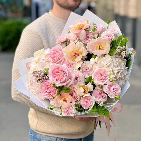 Luxurious bouquet with peonies and hydrangeas «Girl's dreams», Flowers: Bush Rose, Pion-shaped rose, Ozothamnus, Paeonia, Hydrangea