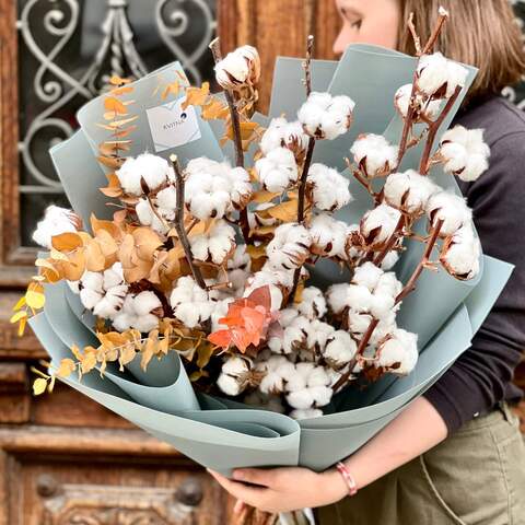 Bouquet «Cotton Autumn», Flowers: Gossypium, Eucalyptus