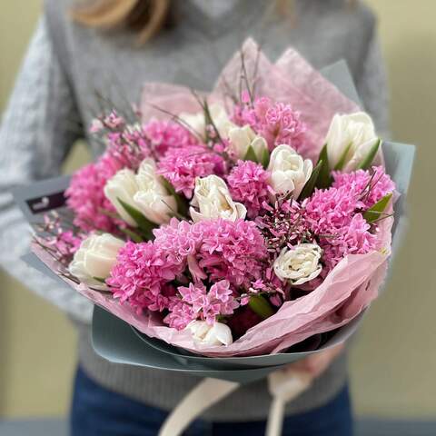 Bouquet «Pink dream», Flowers: Hyacinthus, Genista, Tulipa