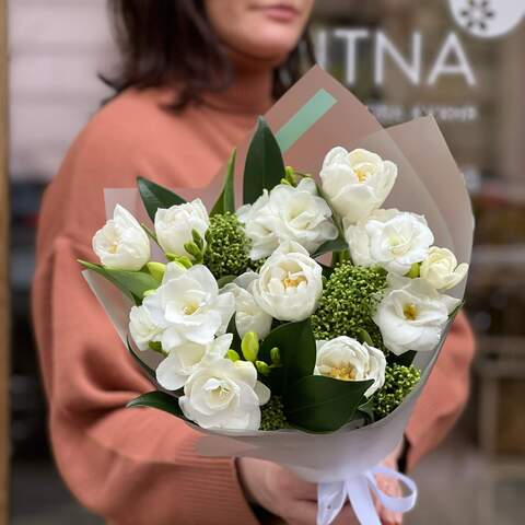 White and green delicate bouquet of tulips, fragrant freesias and skimmia «Cool pleasure», Flowers: Tulipa, Freesia, Skimmia