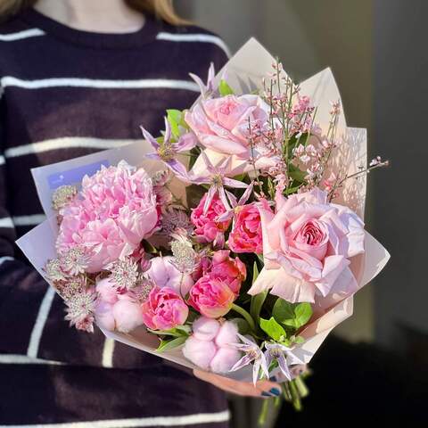 Photo of Pink fragrant bouquet with peony roses and peonies «Gentle Tetyanka»