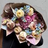 Photo of Pink-creamy bouquet «Autumn Glow»