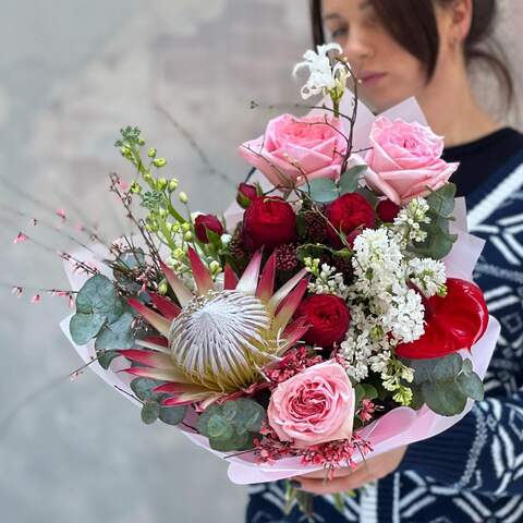 Bouquet «Star of Love», Flowers: Protea, Pion-shaped rose, Syringa, Merine, Matthiola, Anthurium, Genista, Skimmia, Eucalyptus