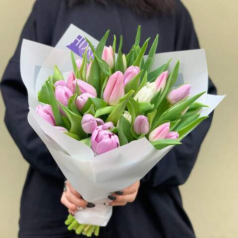 Букет з 25 тюльпанів «Ніжність», Квіти: Тюльпан