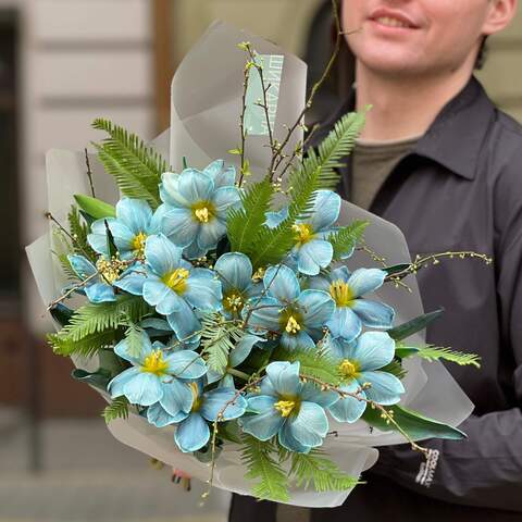 15 тюльпанів Royal Blue від плантації Vip Roses у букеті «Зачарований тюльпан», Квіти: Тюльпан Royal Blue від плантації Vip Roses - 15 шт., Прунус, Амбрела