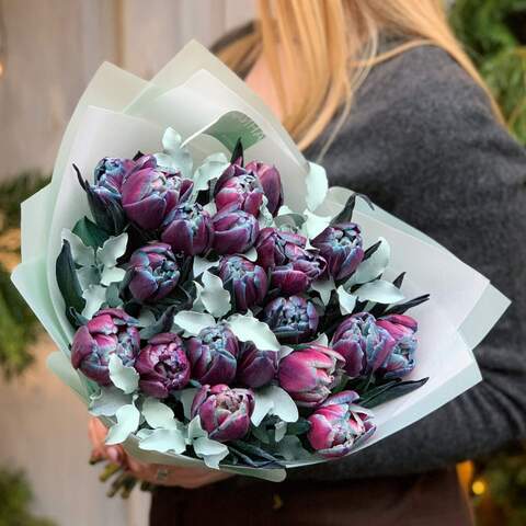 Букет «Интересные тюльпаны», Цветы: Тюльпан пионовидный, Питтоспорум