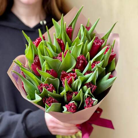Bouquet of 25 crisp tulips, Flowers: Tulipa, 25 pcs.