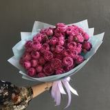 Photo of Bouquet of 29 peony spray roses Misty Bubbles