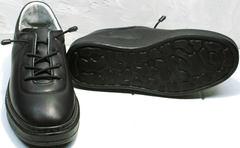 Кожаные черные кроссовки с черной подошвой женские Rozen M-520 All Black.