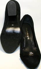 Лодочки туфли на широком каблуке 8 см. Замшевые туфли женские Ilona Black. 36-й размер