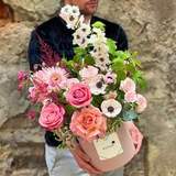 Photo of Flowers in a box «Rose Tiramisu»