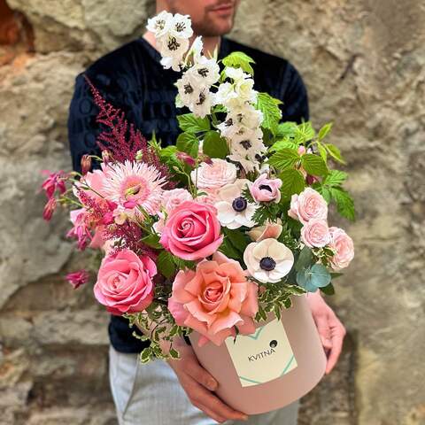 Flowers in a box «Rose Tiramisu», Flowers: Rose, Gerbera, Delphinium, Dianthus, Anemone, Eucalyptus, Astilbe, Pittosporum