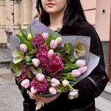 Photo of Spring bouquet with tulips and helleborus «Exquisite Purple»