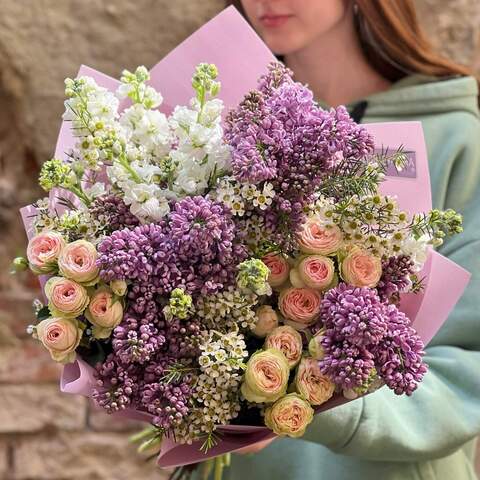 Bouquet «Walk in the fragrant garden», Flowers: Syringa, Bush Rose, Chamelaucium, Matthiola