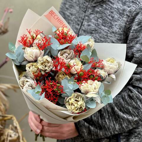 Bouquet «Red gossamer», Flowers: Tulipa, Jatropha