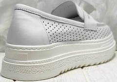 Летние туфли кроссовки женские на высокой подошве Derem 372-17 All White.
