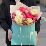 Photo of Mix of 17 fantastic peonies in a bouquet «Peach candies»