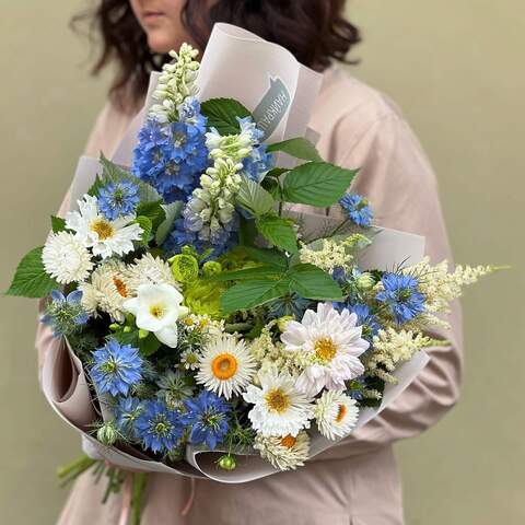 Bouquet «Sky Azure», Flowers: Nigella, Astilbe, Delphinium, Cosmos, Tanacetum, Freesia