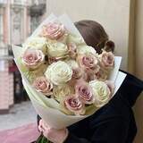 Photo of Bouquet of 25 roses «Coffee with milk»