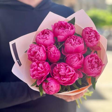 11 peonies in a bouquet «Raspberry kiss», Flowers: Paeonia, 11 pcs.