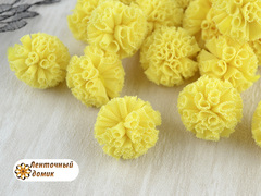 Помпоны из фатина светло-желтые 23 мм