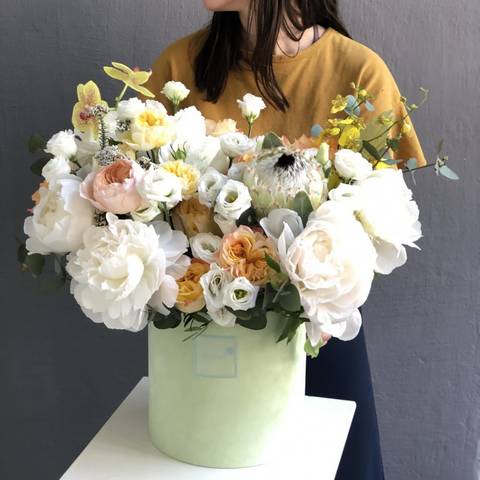 Photo of Flower box «Lemon Meringue»