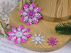 Патч-вирубка Сніжинка 4-х шарова рожева