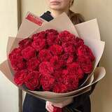 Photo of 25 luxurious Mayra Red roses in a bouquet «Crimson Dawns»