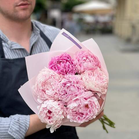 7 Sarah Bernhardt peonies in a bouquet «Peony Mother-of-pearl», Flowers: Paeonia, 7 pcs.