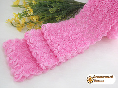 Ткань Розы на сетке розовая