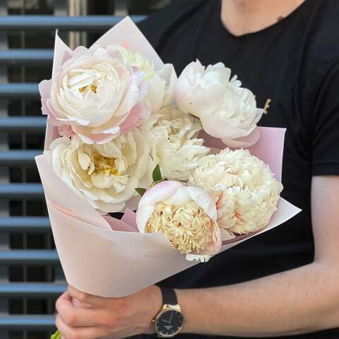 Photo of 7 peonies in a bouquet «Ice cream»