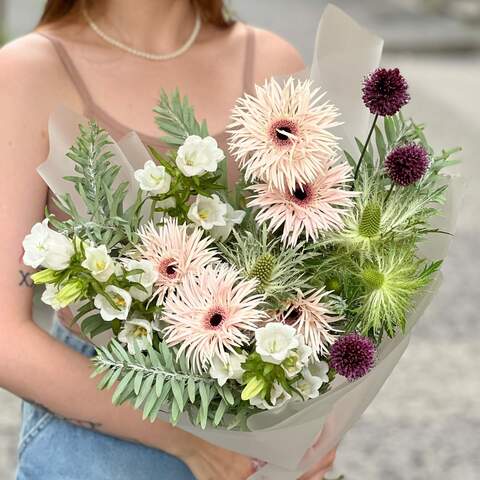 Light field bouquet «Summer cobweb», Flowers: Allium, Eryngium, Mimosa, Gerbera