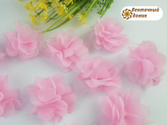 Шифоновые цветы на сетке розовые диаметр 5 см