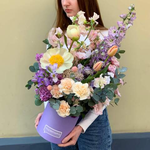 Box with flowers «Heavenly Rhapsody», Flowers: Paeonia, Syringa, Matthiola, Dianthus, Tulipa, Delphinium, Freesia, Lathyrus