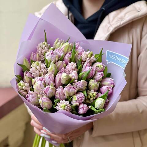 Нежный букет с тюльпанами и гиацинтами «Аромат любви», Цветы: Тюльпан, Гиацинт