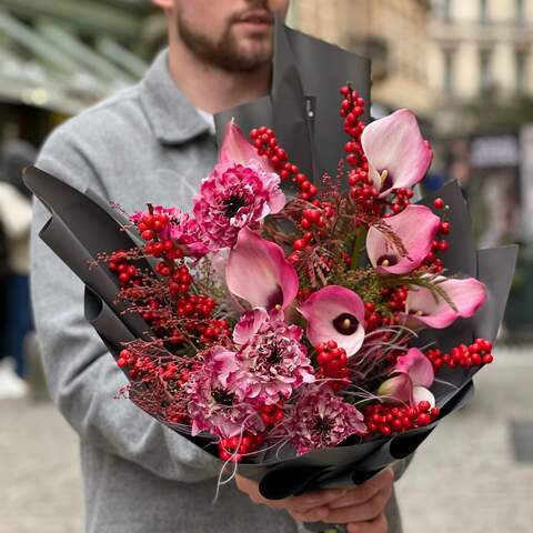 Bouquet of exclusive Japanese ranunculi and pink callas «Sweet Kyoto», Flowers: Ranunculus, Mimosa, Ilex, Zantedeschia, Stipa