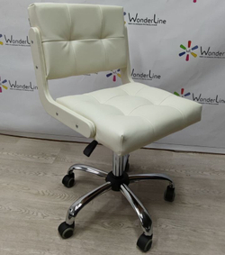 Стульчик для мастера Tertio со спинкой