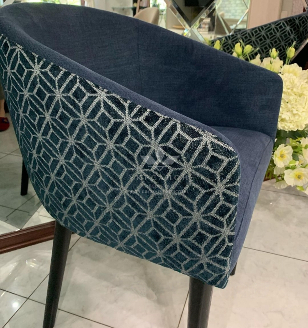 Универсальное кресло Monza