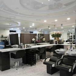 Комплект перукарських меблів Cheap One з кріслом Flamingo