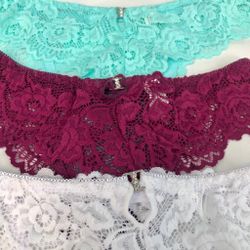 Ажурні стрінги