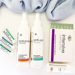 Тонік для обличчя з гіалуроновою кислотою і еластином серии Hydratation, Гельтек