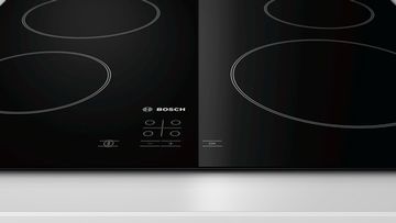 Варильна поверхня електрична BOSCH PKE611D17E