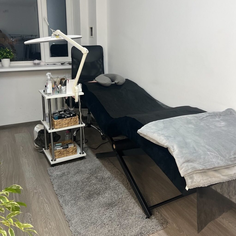 Анатомическая кушетка Tertio Black для лашмейкеров и бровистов