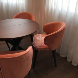 Универсальное кресло Komo