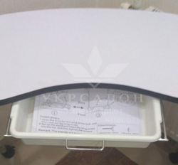 Складаний манікюрний стіл 9200