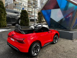 Дитячий електромобіль Audi e-tron GT "WeKids Cars"